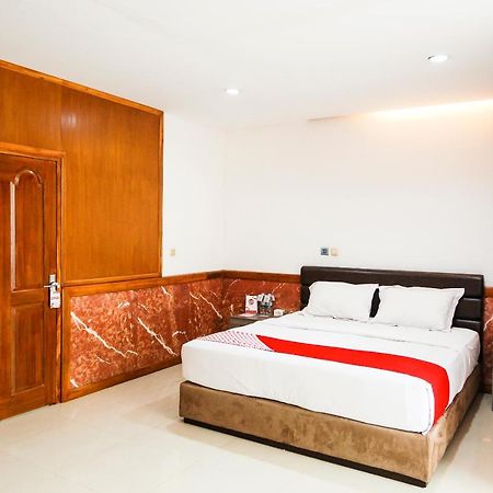 Oyo 229 Hi Quality Otel Bandung Dış mekan fotoğraf