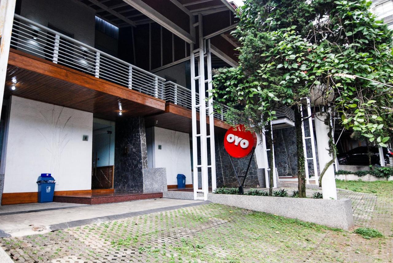 Oyo 229 Hi Quality Otel Bandung Dış mekan fotoğraf