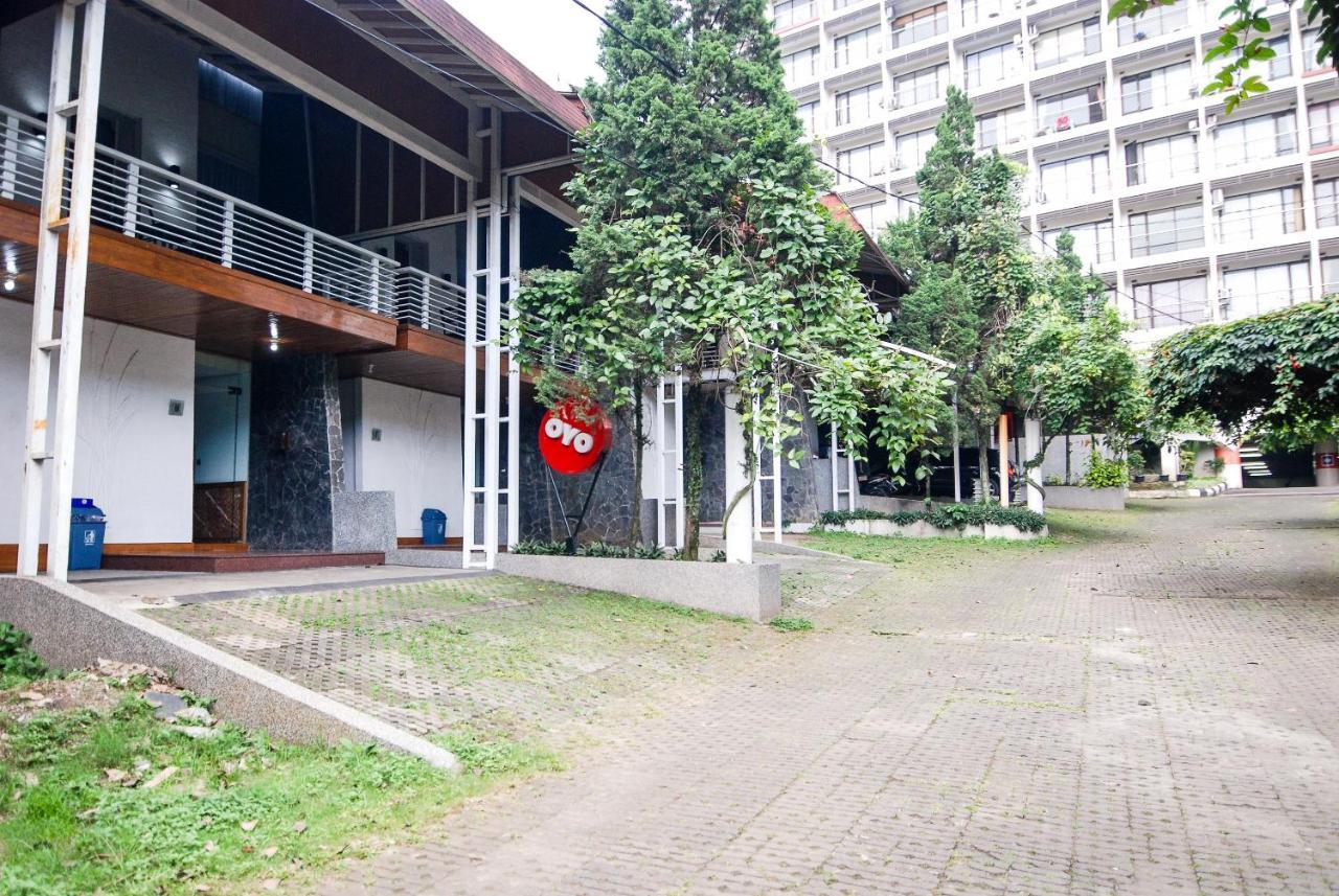 Oyo 229 Hi Quality Otel Bandung Dış mekan fotoğraf
