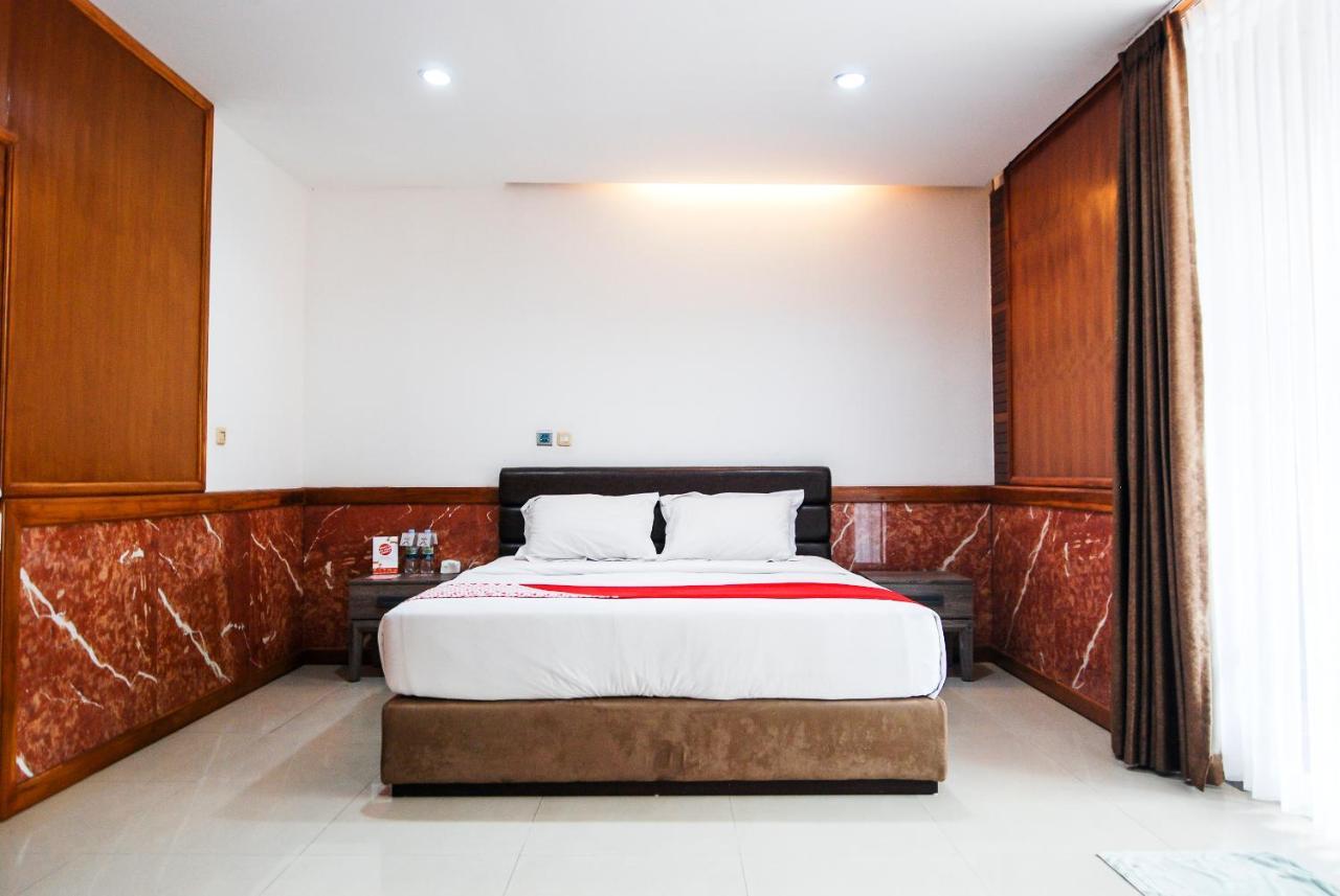 Oyo 229 Hi Quality Otel Bandung Dış mekan fotoğraf