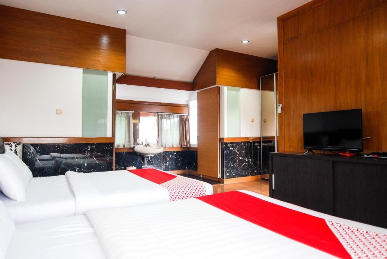 Oyo 229 Hi Quality Otel Bandung Dış mekan fotoğraf