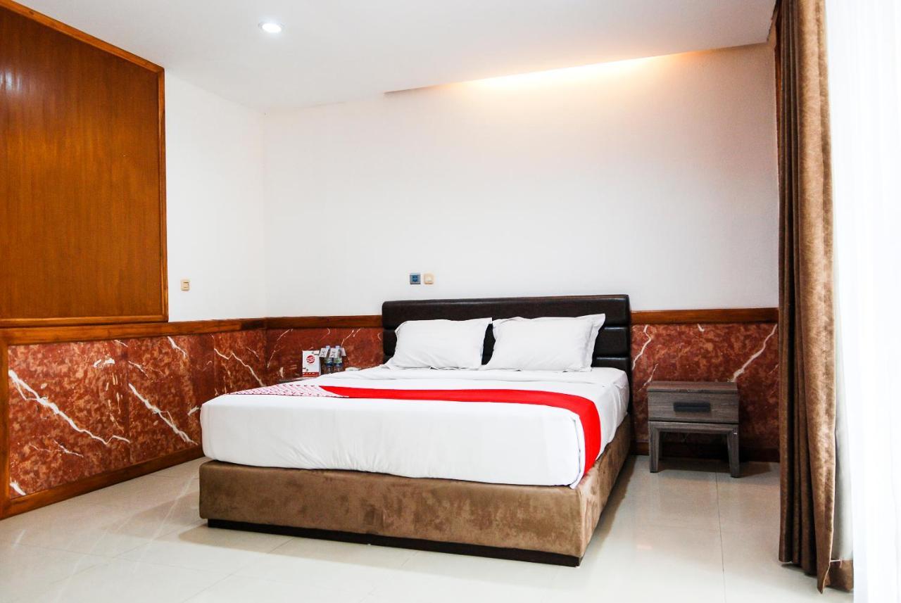 Oyo 229 Hi Quality Otel Bandung Dış mekan fotoğraf