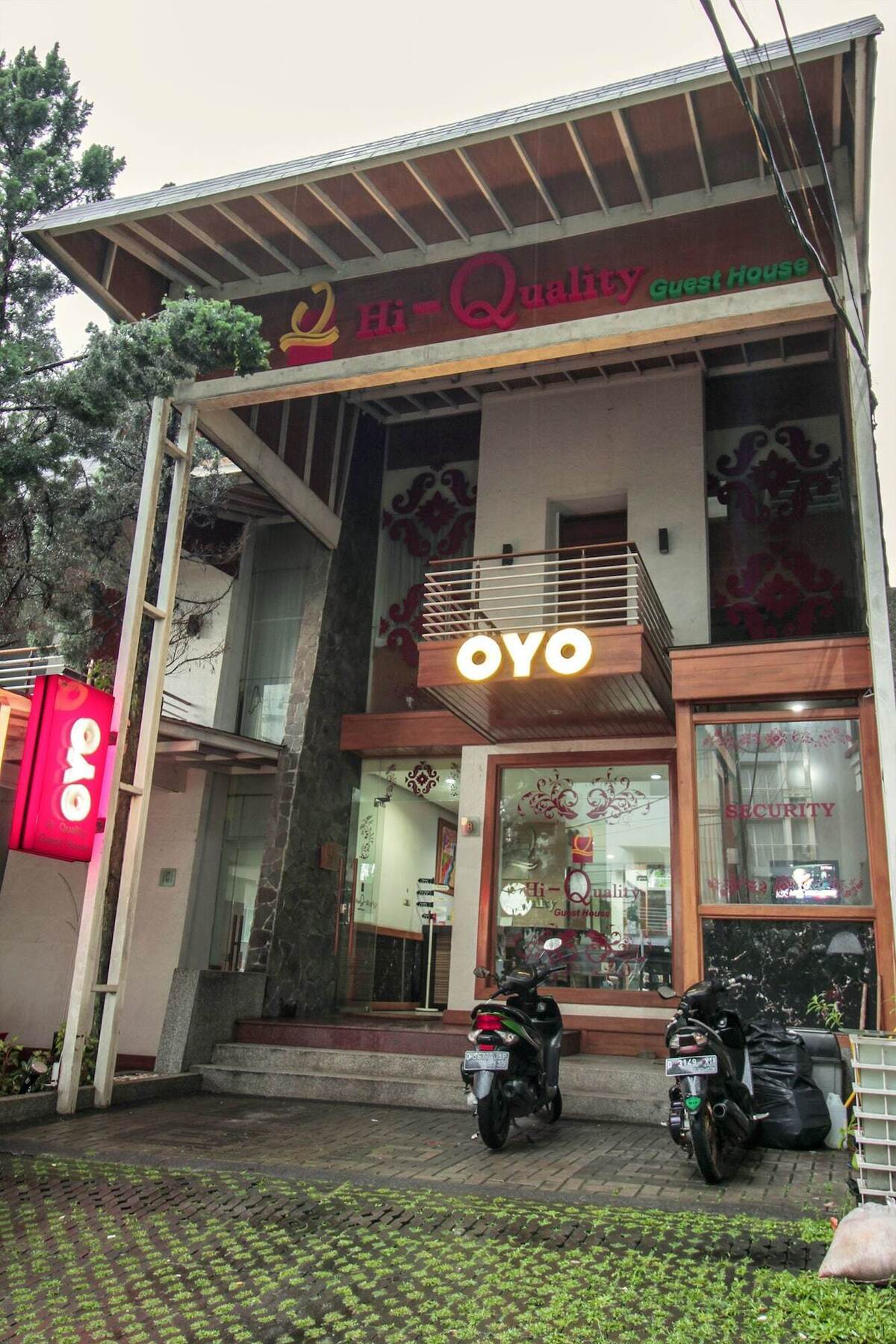 Oyo 229 Hi Quality Otel Bandung Dış mekan fotoğraf